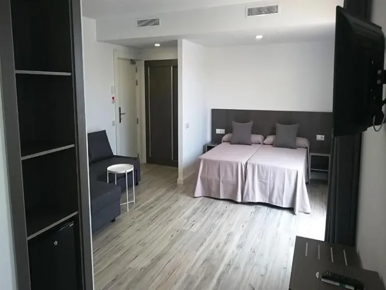 Hotel Don Juan 4*