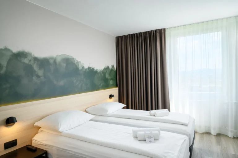 hotel_ljubljana_double-room-view_1-46833