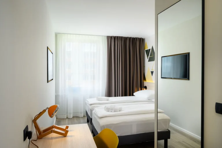 hotel_ljubljana_double-room_1-46831