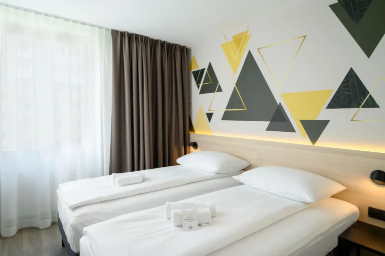 hotel_ljubljana_double-room_2-46832