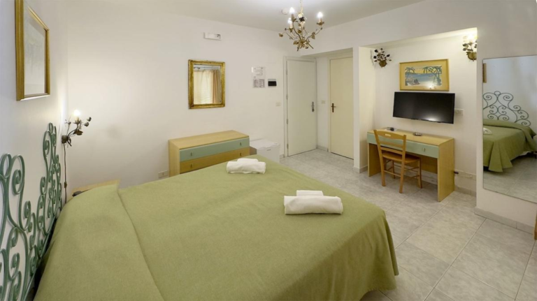 HOTEL-DA-PEPPE_433.picture.09102025.1516.68e7b5a0d7f148.72810381-1