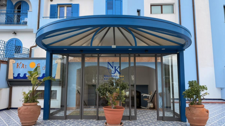 HOTEL-KALOS_456.picture.09102025.1448.68e7a42cdc1ce4.67539379