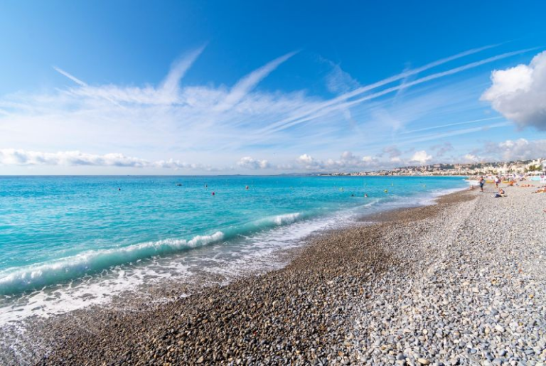 francuska-nica-beach