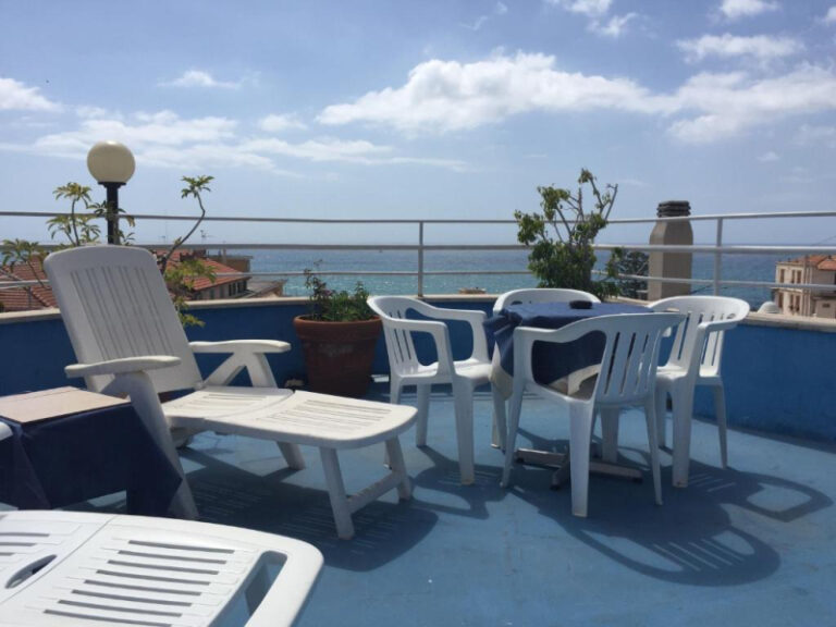 hotel_belvedere_terasa_felix_travel_sanremo_leto