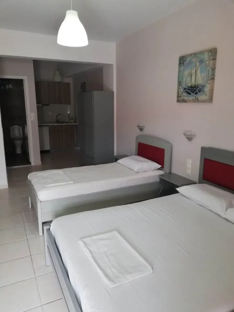 Letovanje-Grcka-apartmani-Parga-vila-Hani-12-810x1080