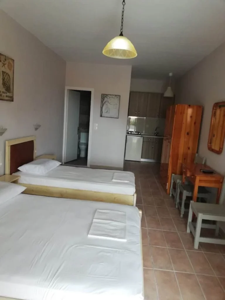 Letovanje-Grcka-apartmani-Parga-vila-Hani-15-810x1080
