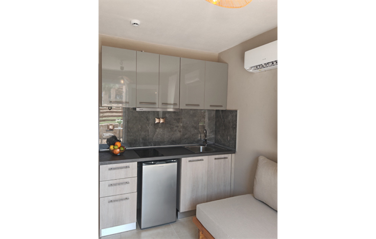 vila-lithos-nikiti-97-14
